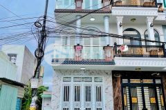 Bán nhà 2 lầu đs 3 đại học y dược thổ cư 64m2 giá 6.3 tỷ vị trí đẹp ngay trung tâm thích hợp kd