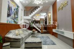 Bán nhà ở phong phú bình chánh, nhà đẹp giá hời cuối năm