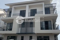 Cần bán biệt thự siêu đẹp dự án centa riverside thành phố từ sơn