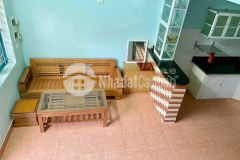 Giá 2.1 tỷ nhà ô cách long biên 35m ngõ thông ô tô qua nhà trung tâm tiện ích.