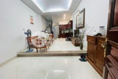 Bán nhà siêu rẻ phố kim ngưu, kinh doanh, dt 45m2 4t, mt 4m, 5,2 tỷ, lh 0984417892