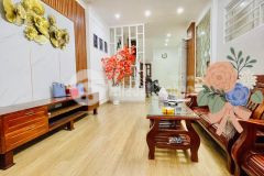 2 thoáng, đống đa, 6 tỷ x 55m2 x 5 tầng, kinh doanh dòng tiền, 30m ô tô.