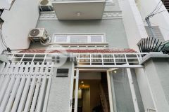 Bán gấp hxm hoàng hoa thám 4.38.2,giá 4.9tỷ tl, 0932486048 oanh