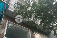 Bán gấp nhà nguyễn văn cừ hồng tiến 42m2