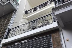 Bán nhà mặt phố huỳnh thúc kháng, ô tô đỗ cửa, kinh doanh đỉnh giá 6.3 tỷ.