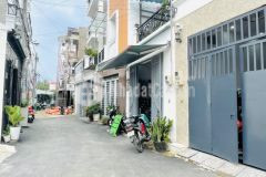 Bán nhà 3 lầu đường 2 trường thọ, dt 68m2, giá 6.5 tỷ