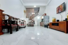 Cần bán gấp nhà giải phóng 58m2 5 tầng 6 tỷ bãi ôtô cạnh nhà