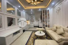 Nhà đẹp ở ngay ngõ rộng, nông sổ vuông vắn chủ tặng lại nột thất vip ở tôn thất tùng