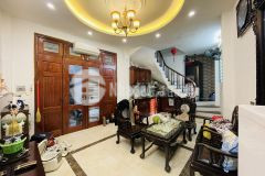 Bán gấp nhà phố lò đúc, trung tâm quận hai bà trưng, dt 31m2, mt 6m, 5 tầng, giá nhỉnh 3 tỷ.