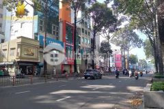 Mặt tiền lê hồng phong, quận 10, ngang 3.8m, giá 8,6 tỷ xây được 5 tầng