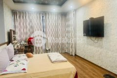 Bán nhà phạm ngọc thạch 92m2. mt 4.7m ngõ thông oto vào 15.1 tỷ