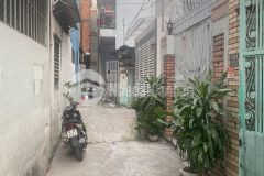 Bán nhà c4 cũ đang cho thuê thoại ngọc hầu 56m2 giá 4,3 tỷ