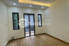 Bán nhà đường láng, đống đa 82m 4t mt4.5m 5.5 tỷ 0979312111