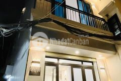 Nhà phố trích sài lô góc 3 thoáng thể dục hồ tây dt 46m 4 tầng tặng nội thất giá hơn 5 tỷ.