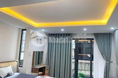Bán nhà thịnh quang, ô tô, dt 39m2 5t, mt 4 m, giá 3,5 tỷ, lh 0984417892