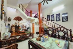 Bán nhà phố hạ yên 56m2 x 5t, mt 5m 10m ô tô tránh, ở ngay 10.5 tỷ