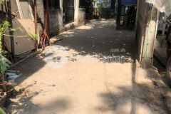 Cần bán gấp căn nhà nát 64m2 ở hóc môn giá 550 triệu.