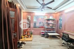 Bán nhà phố kim ngưu, ô tô, 32 m, 5 tầng, giá 3,9 tỷ, lh 0984417892