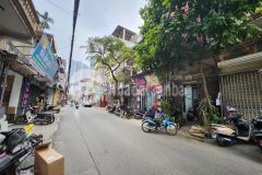 Bán gấp 120m2 đất mặt phố đình thôn mặt tiền 8m giá chỉ nhỉnh 160 triệum2