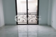 Bán nhà giáp bát, ô tô, 32m, 3 t, mt 5,5 m, nhỉnh 3 tỷ, lh 0984417892