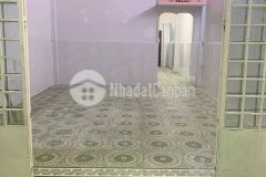 Bán nhà đường hương lộ 2, nhà cấp 4, tiện xây mới, gần ngã tư bốn xã, 0763801388.