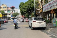 Cần tiền xử lý, bán căn nhà cấp 4 nằm trên mặt phố sầm uất nhất trâu quỳ, gia lâm, hà nội.