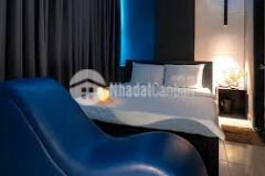 Khách sạn 17 phòng, 4 tầng, doanh thu 100 triệu mỗi tháng, chủ bán định cư, dt 5x30 lh 0909817567