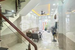 Bán nhà xô viết nghệ tĩnh quận bình thạnh. dt 56m2. giá nhỉnh 8 tỷ