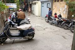 Bán tầng 1 tập thể kim liên c13 phương mai, ô tô đỗ kinh doanh dt 90m giá 2.9 tỷ