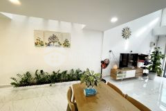 Bán nhà hxh trường chinh, quận 12, 6x15, 2 lầu, nhà đẹp vào ở ngay