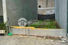 Tôi cần bán đất tái định cư tu hoàng, gần ga đường sắt nhổn dt 40m2 mt 3,9m đường vỉa hè 13,5m