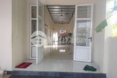 Bán đất tặng nhà mới xây khang trang kiên cố