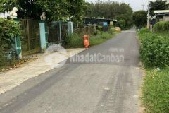 Cần đi lô đất mặt tiền đường nhựa giá 4xx, công chứng trước tết