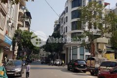 Chỉ 4 tỷ có ngay nhà đẹp đón tết, còn mùi sơn nguyễn văn cừ 35m 5t mt4m.