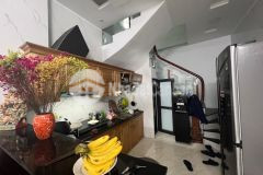 Bán nhà chính chủ phố lĩnh nam, mai động, hoàng mai 31m2 5 tầng chỉ 4,55 tỷ có thương lượng