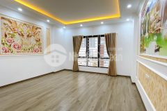 Bán nhà đông tác, ô tô, 49m, 4t, mt 4 m, nhỉnh 4 tỷ, lh 0984417892
