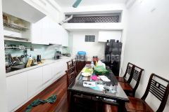 Bán nhà trích sài nhà đẹp ở ngay cực gần hồ an sinh đỉnh 40m 6.3 tỷ