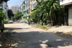 Lô đât gần ql1a đi vào 100m tới đất, shr, đất thổ cư,thiện chí lh