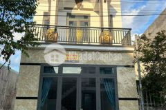 Bán gấp nhà ngay đ.ql50 gần chợ trạm cần đước