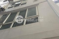 Gấp cần bán nhà lô góc ngõ 68 cầu giấy, ngõ rộng, thông 39 m2, 5.9 tỷ lh mr hào 0976276245