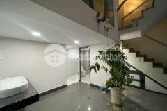 Cho thuê mặt tiền q1 làm khách sạn giá tốt