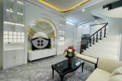 Nhà mặt ngõ tân mai vị trí trung tâm gần trường học, siêu thị