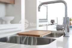 Bán nhà đường chiến lược, cấp 4, hẻm xe hơi, giá tốt, 0797915231.