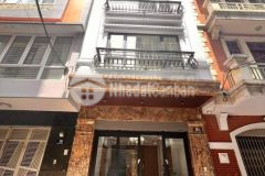 Bán nhà ngô đình mẫn vị trí hiếm ô tô 38m2, 4 tỷ 2. lh 0986951728