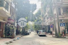 Bán nhà phân lô đầm trấu 50m2. mt 4m lô góc oto kd 10 tỷ