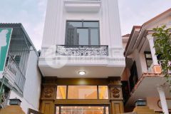 Chính chủ bán gấp nhà 3 tầng, xây mới, kinh doanh hùng thắng bãi cháy hạ long quảng ninh