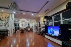 Bán nhà biệt thự lạc long quân tây hồ. dt 360700m2. giá 55 tỷ