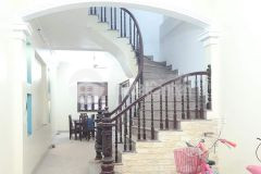 Bán nhà pháo đài láng 72m2 5t vỉa hè kd 13.4 tỷ