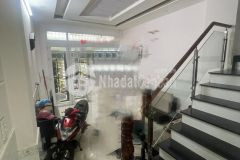 Gấp bán trước tết giảm sốc 600tr giá mới 8.39 tỷ ôtô đõ cửa vườn điều 4 tầng ngang 4m f.tân quy