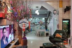 Bán gấp,hxh, lê văn sỹ,q.3.60m2,3 lầu,5pn.8 tỷ.